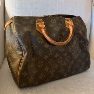 Louis Vuitton, Bags, Nwt Rare Louis Vuitton Red Black White Nicholas  Ghesquiere Speedy 3 Bandoullere